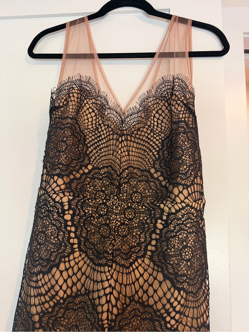 For love and lemons sheer lace dress - Picture 2 of 8